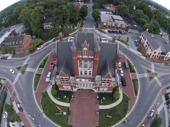 Bourbon Manor Bed & Breakfast Inn Bardstown Exteriör bild